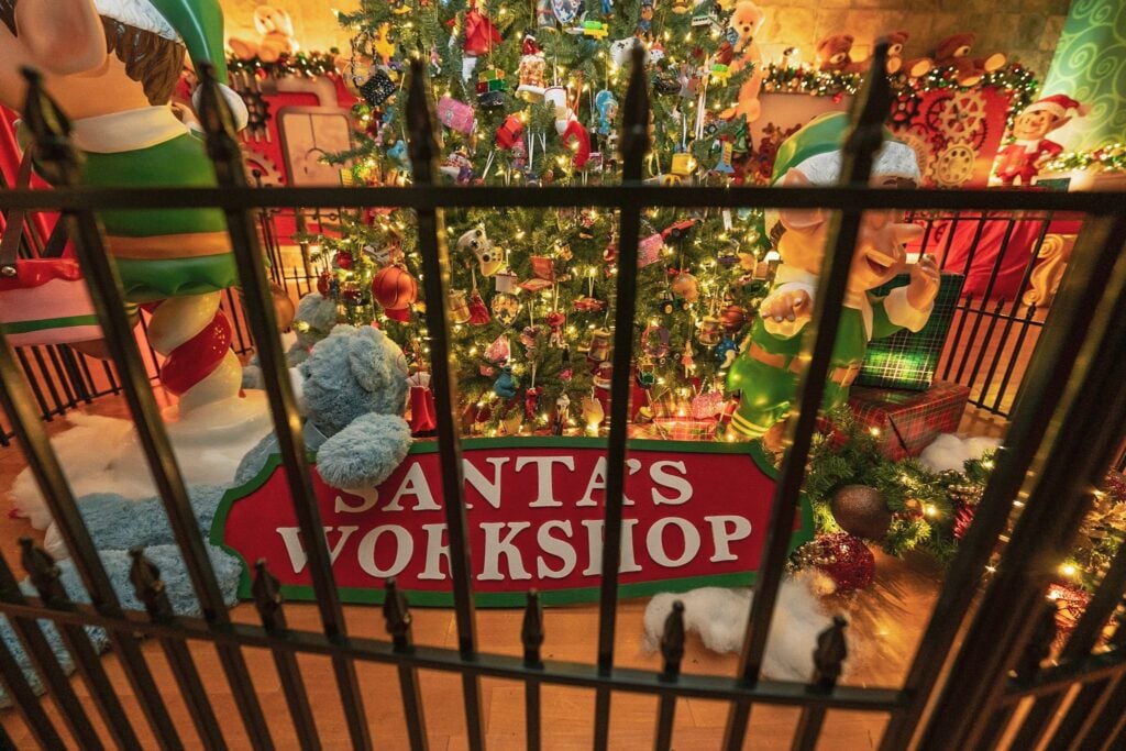 Santa's Workshop gate and elves at ChristmasLand Deer Park